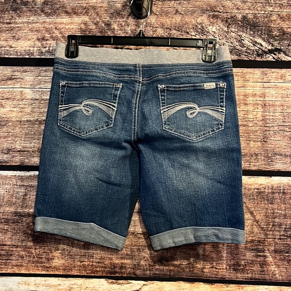 Justice girls shorts bundle - Picture 6 of 10